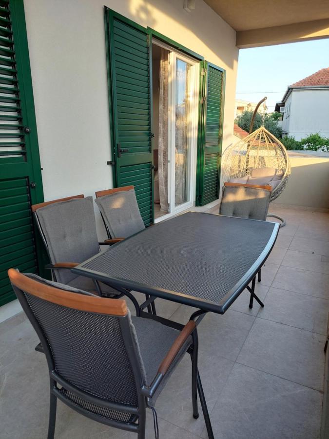 Apartmani Diana Biograd Na Moru Exterior foto