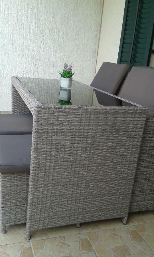 Apartmani Diana Biograd Na Moru Exterior foto