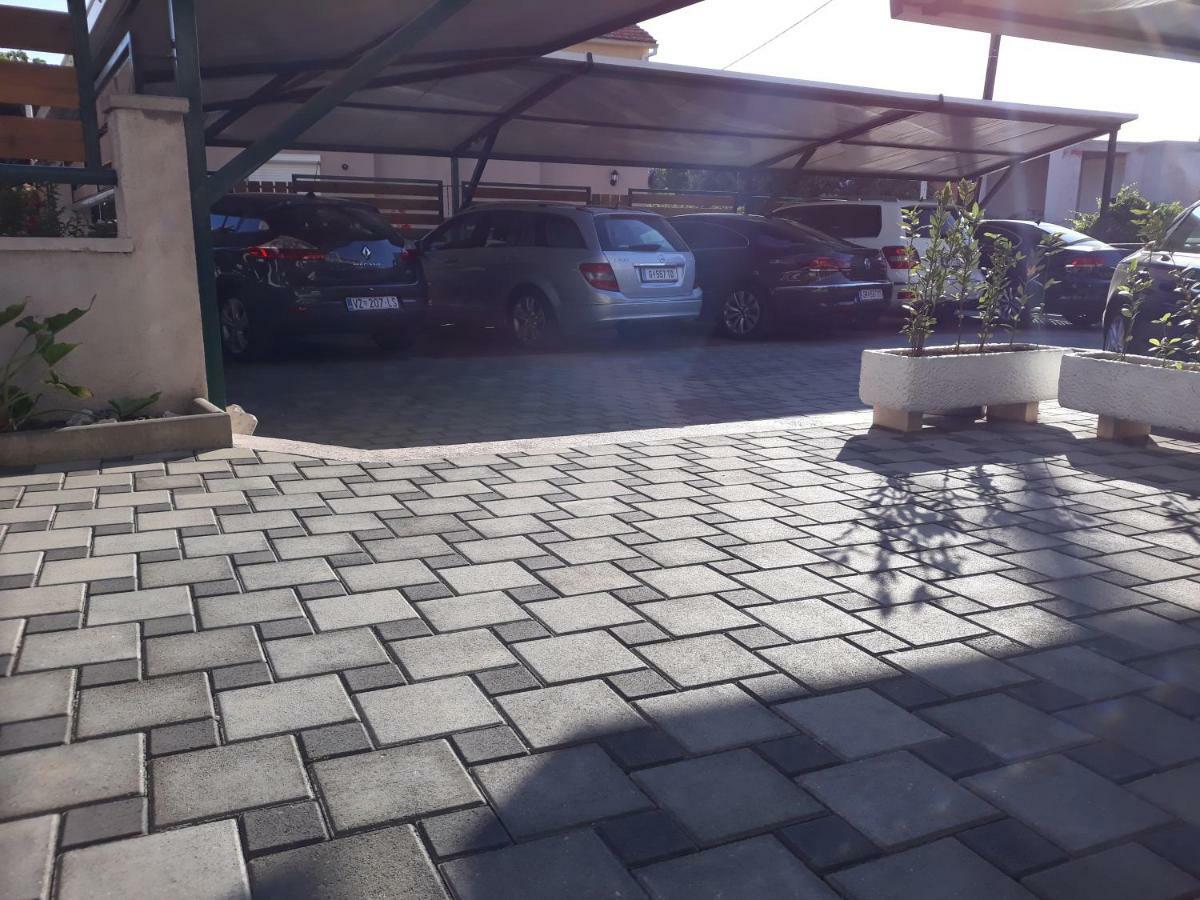 Apartmani Diana Biograd Na Moru Exterior foto